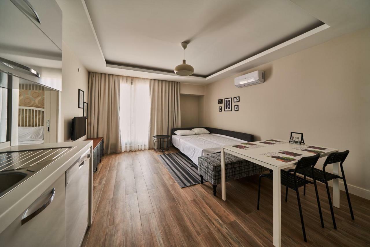 Lara Suite'S Apart Hotel Camili  Eksteriør billede